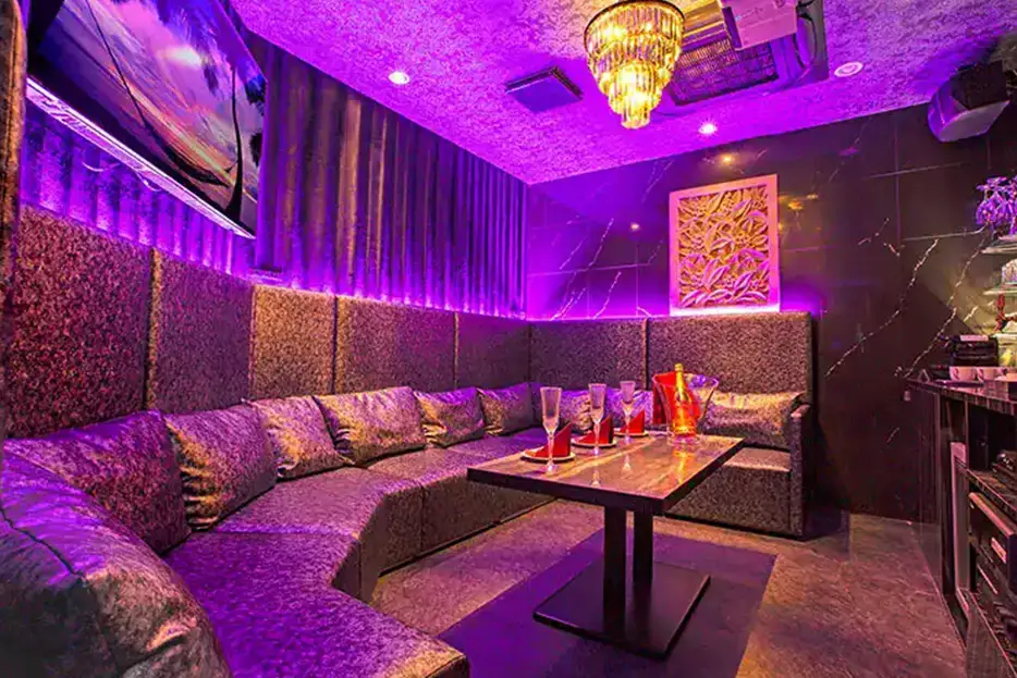 プレミアムカラオケモディス池袋西口