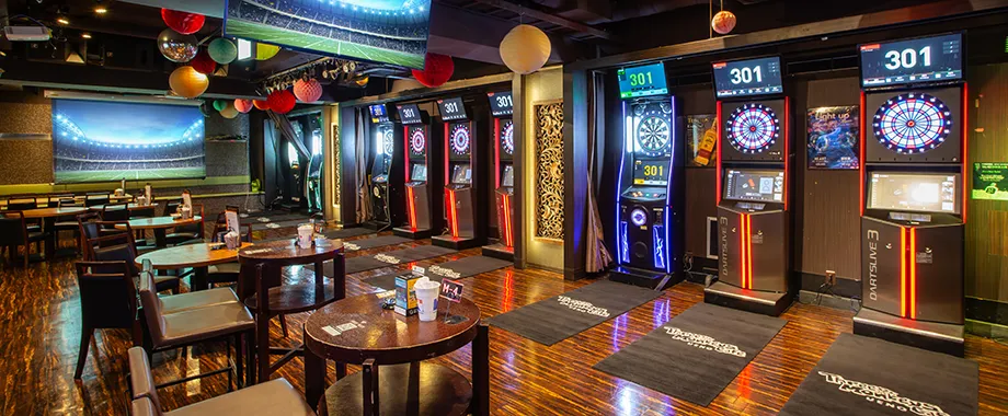 スリーモンキーズカフェ上野公園前店 B1F